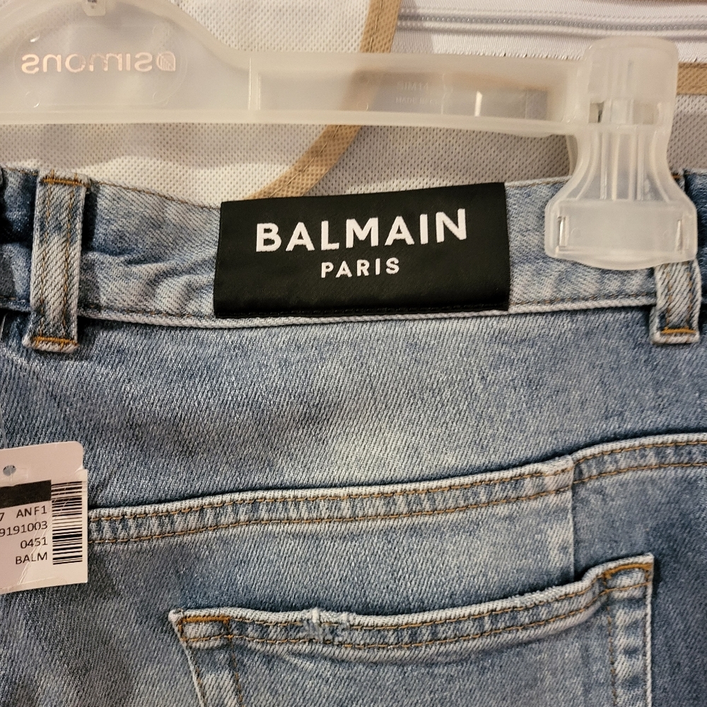 BALMAIN Slim Fit Ripped Jeans with Monogram Pattern - Picture 7 of 8